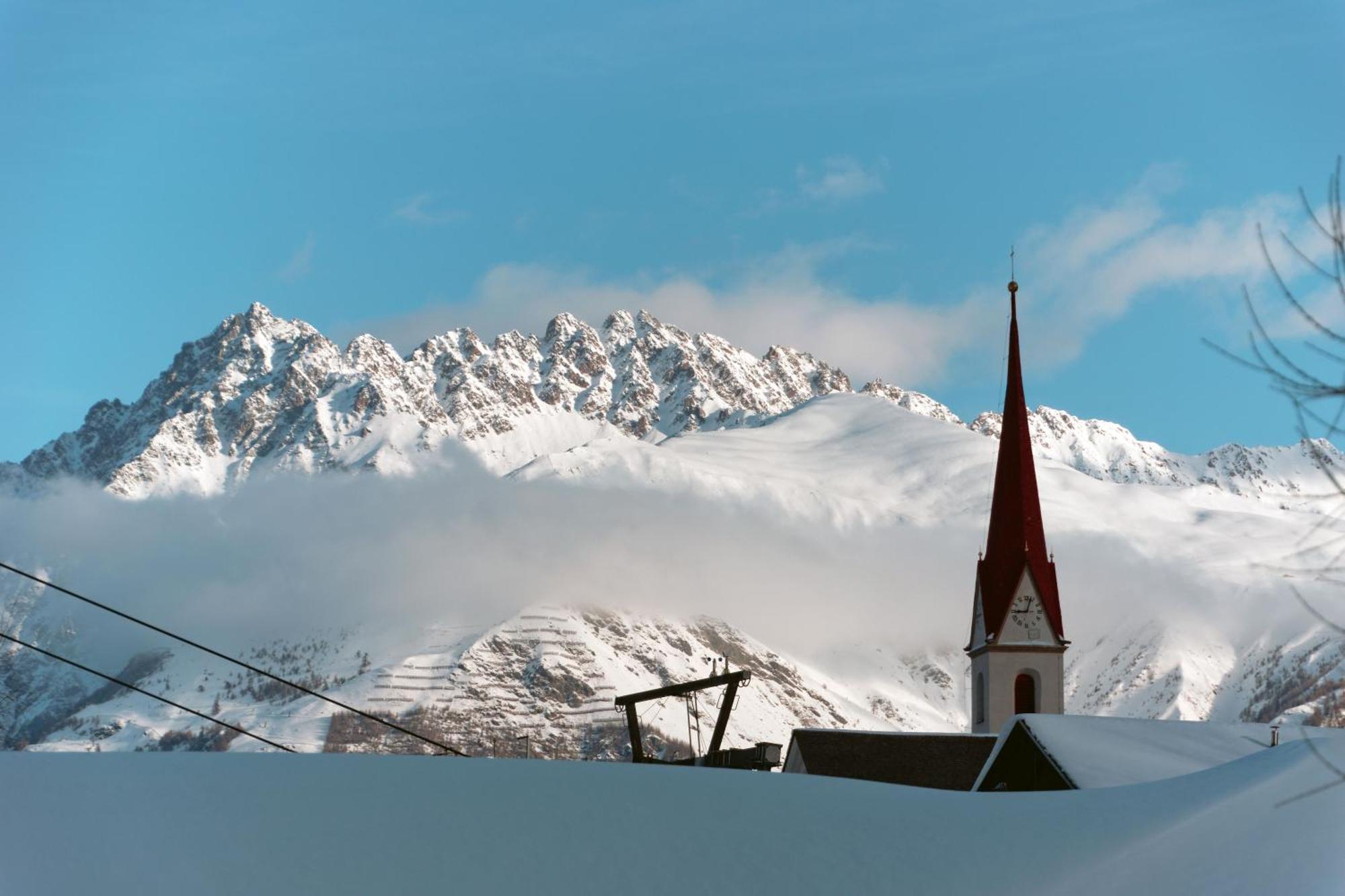 Gasthof Alpenrose San Valentino alla Muta Eksteriør billede